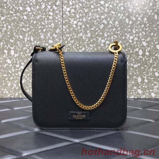 VALENTINO GARAVANI Stud Sign Grained Calfskin Shoulder Bag 0808 black