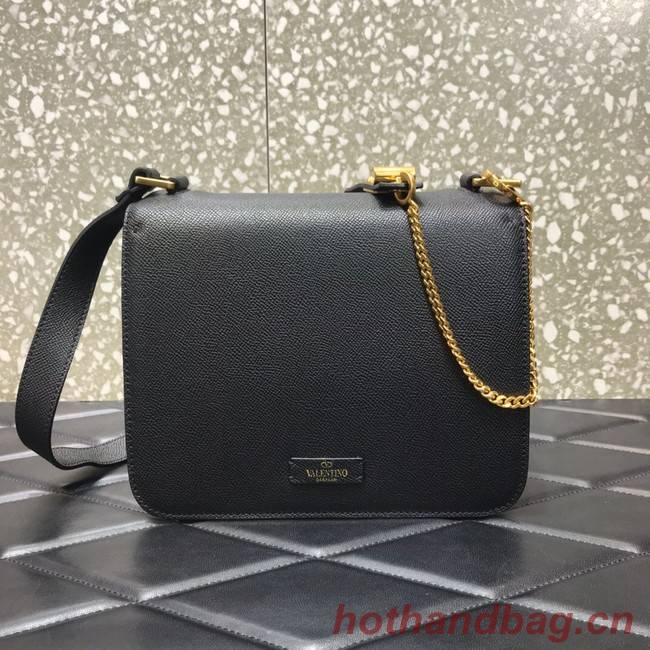 VALENTINO GARAVANI Stud Sign Grained Calfskin Shoulder Bag 0809 black