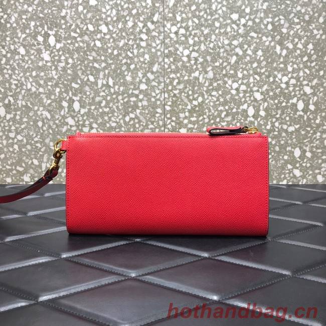 VALENTINO GARAVANI Stud Sign Grained Calfskin clutch bag 0600 red