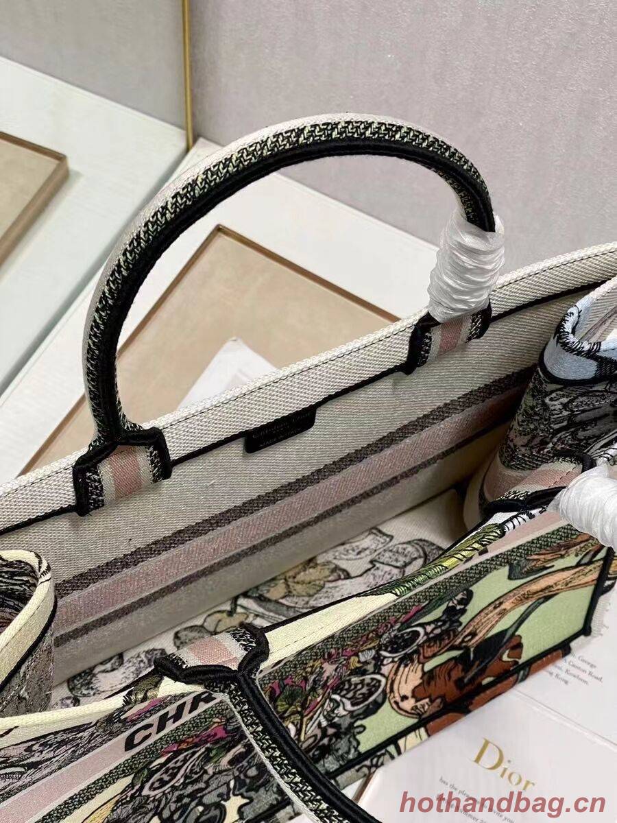 DIOR BOOK TOTE Embroidery C1286-20