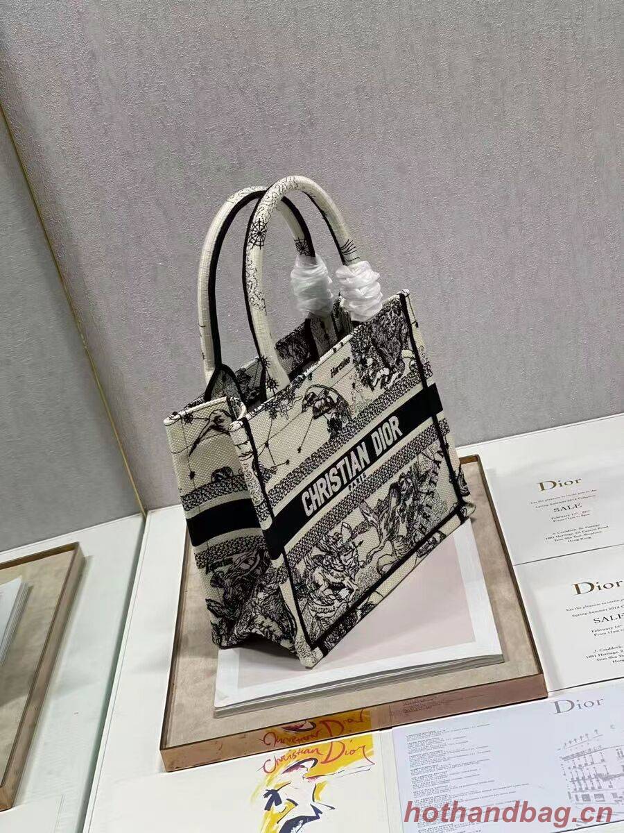 SMALL DIOR BOOK TOTE Embroidery C1331-4