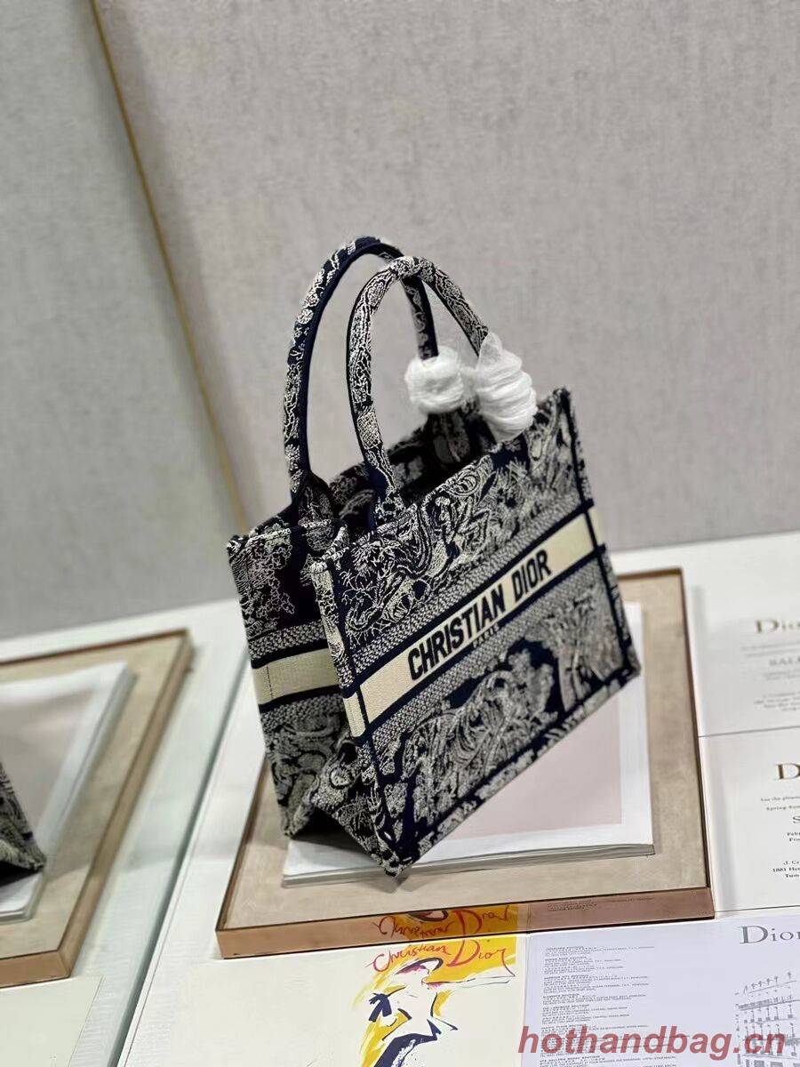 SMALL DIOR BOOK TOTE Embroidery C1331-8