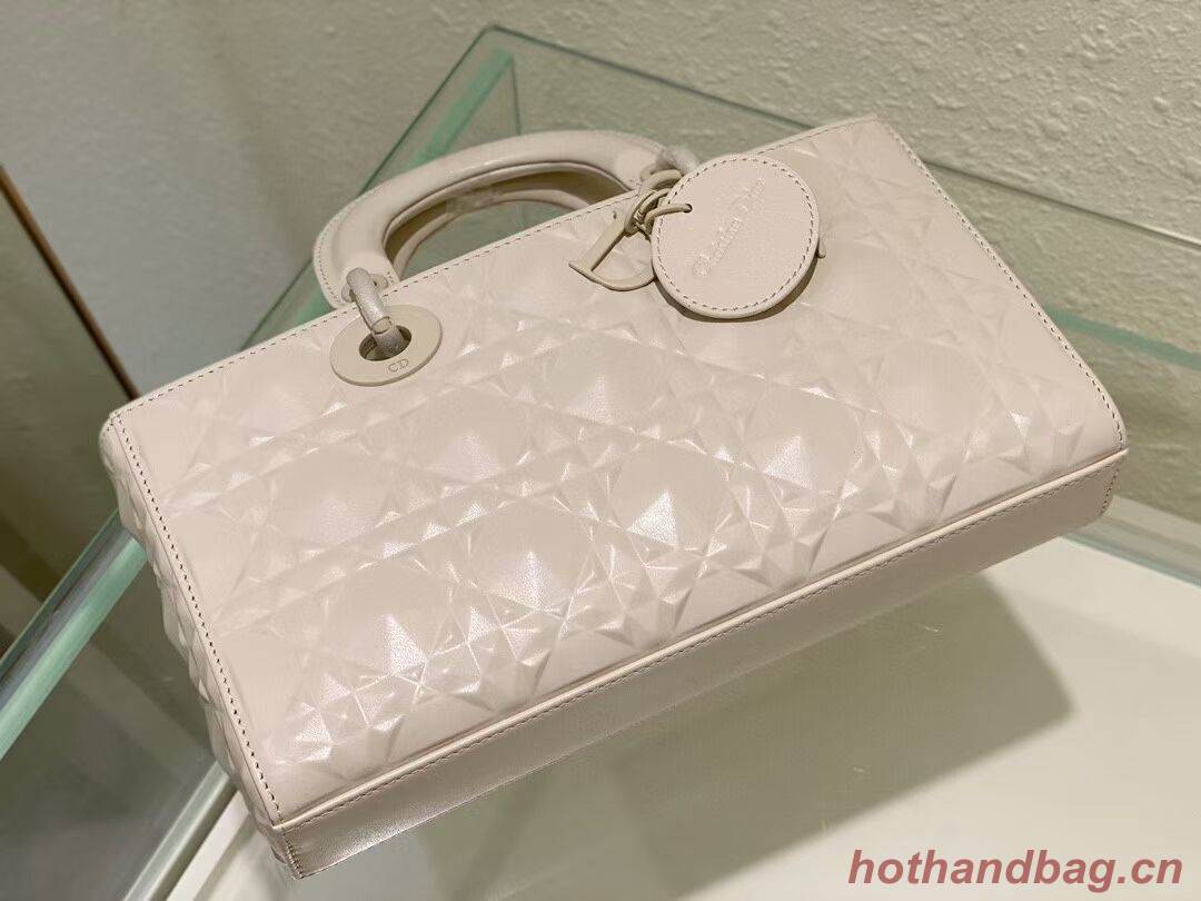 MEDIUM LADY DIOR BAG Cannage Lambskin C2811 CREAM