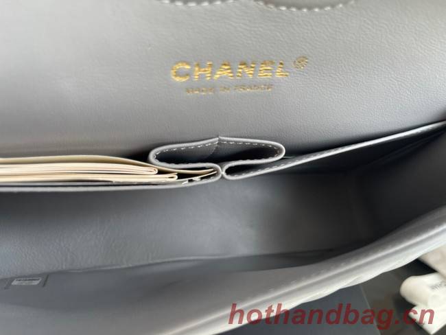 Chanel classic handbag Lambskin & gold Metal V01112 gray