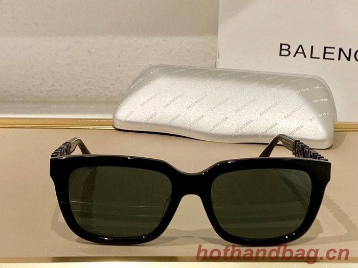 Balenciaga Sunglasses Top Quality BAS00065