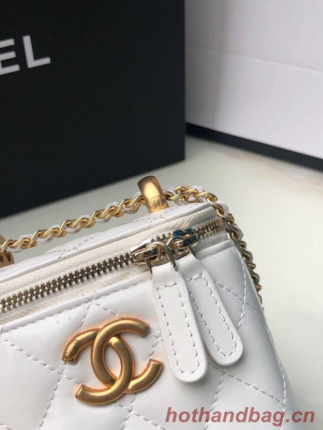 Chanel mini Shoulder Bag Lambskin & Gold-Tone Metal AP2292 white