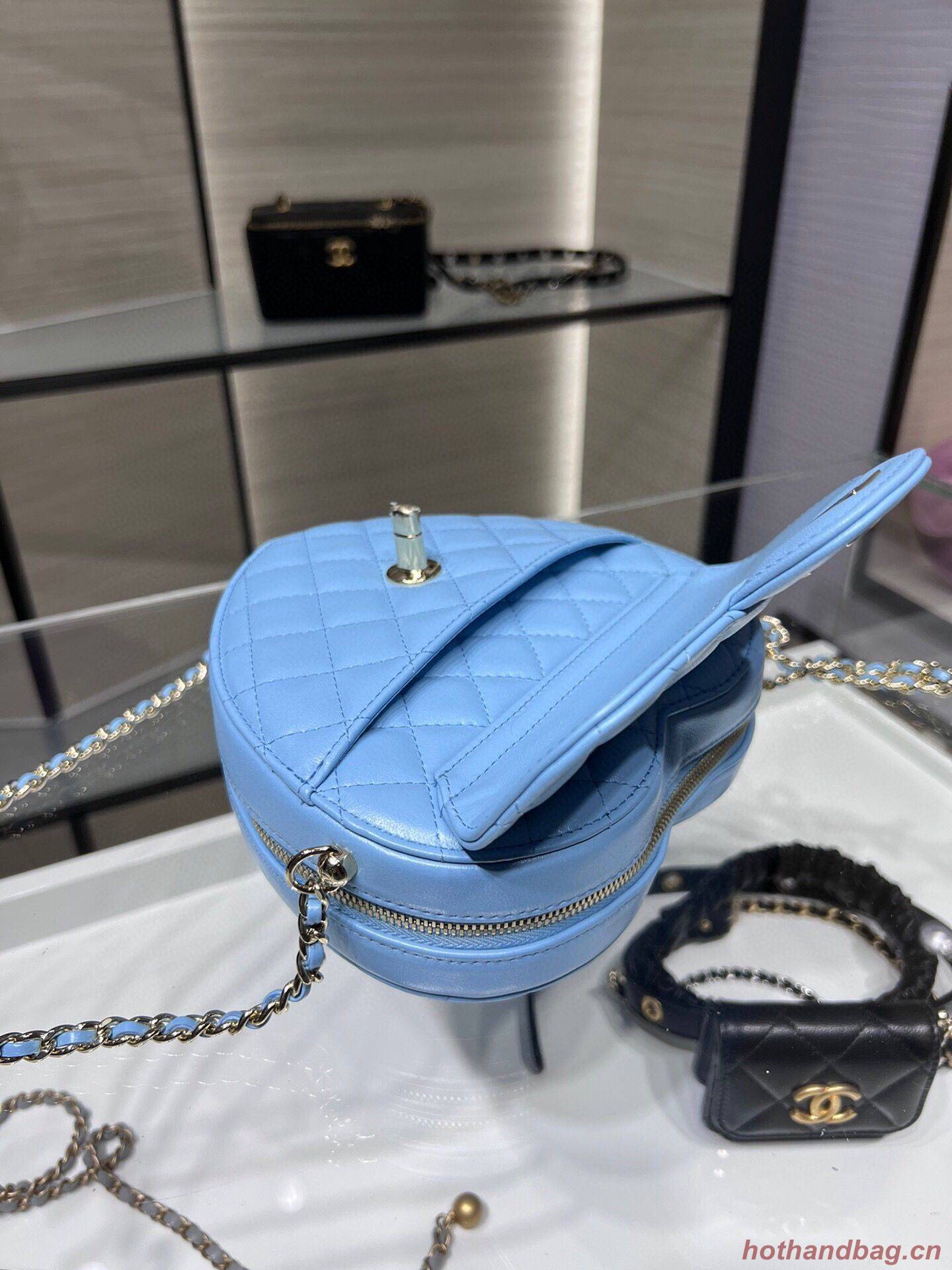 Chanel 2022S Love Heart Original Lambskin Crossbody Chain Bag AS3191Y Blue