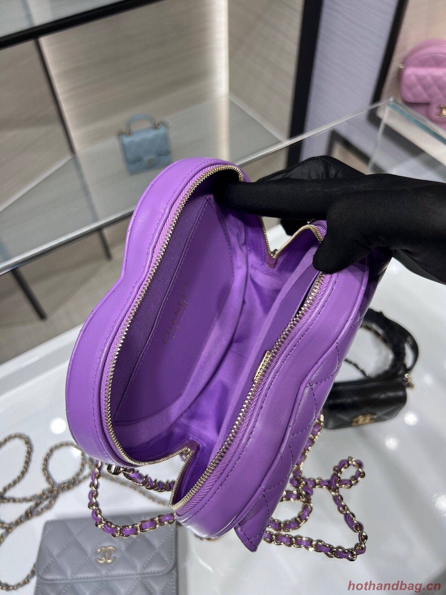 Chanel 2022S Love Heart Original Lambskin Crossbody Chain Bag AS3191Y Purple