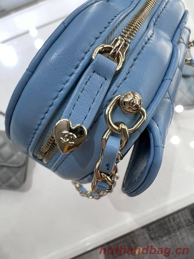 Chanel 2022S Love Heart mini Lambskin Crossbody Chain Bag AO2784 blue