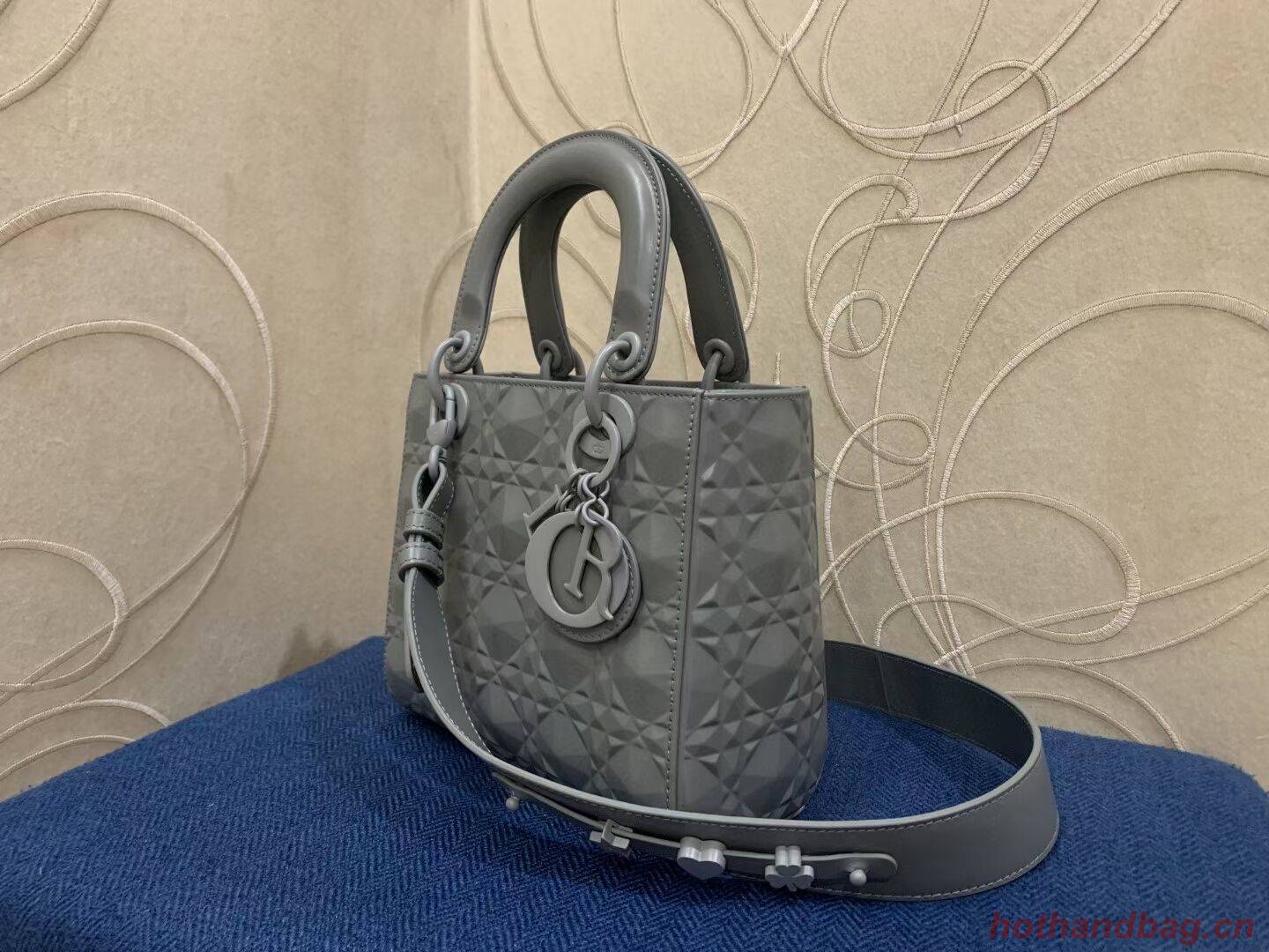 MEDIUM LADY DIOR BAG Cannage Calfskin C2813 gray