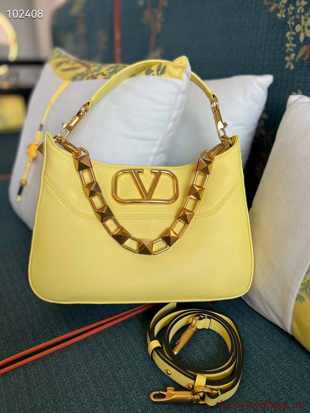 VALENTINO GARAVANI Loco Calf leather bag V2028 yellow