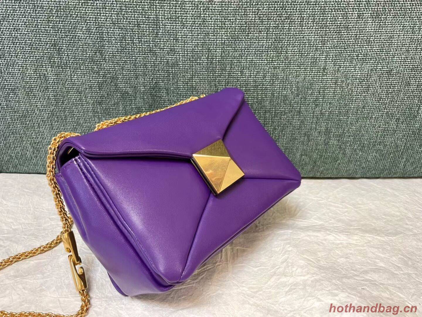 VALENTINO GARAVANI One Stud Sheepskin Shoulder Bag XW0B0K21 purple