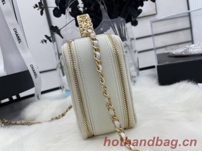 CHANEL HANDBAG Grained Calfskin&Gold-Tone Metal AP3222 white