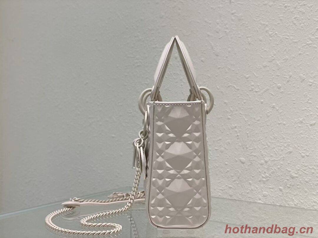 MINI LADY DIOR BAG Cannage Calfskin C2815 white