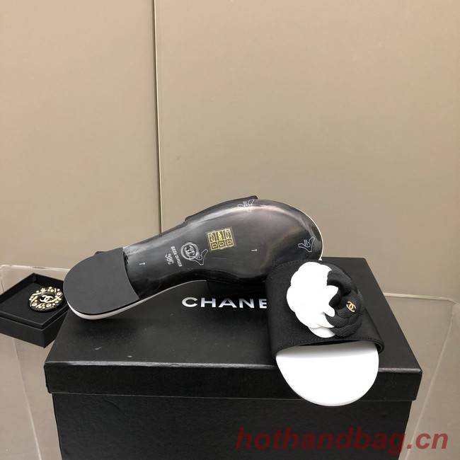 Chanel slipper 65122-3