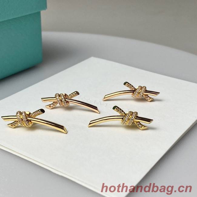 TIFFANY Earrings CE8106