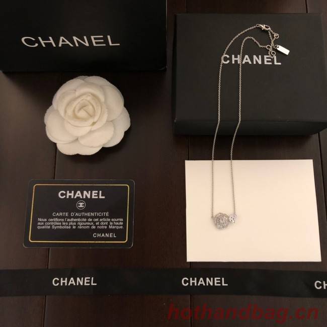 Chanel Necklace CE8215