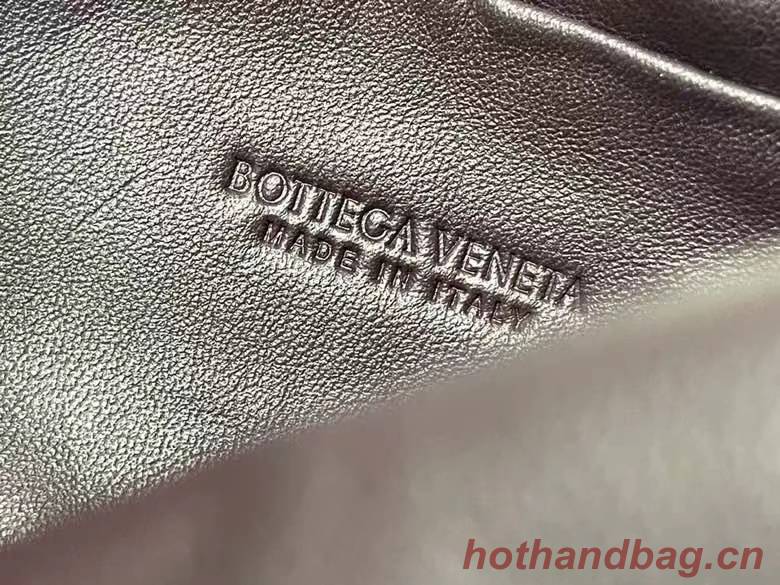 Bottega Veneta Original Leather Bag TURN 701025