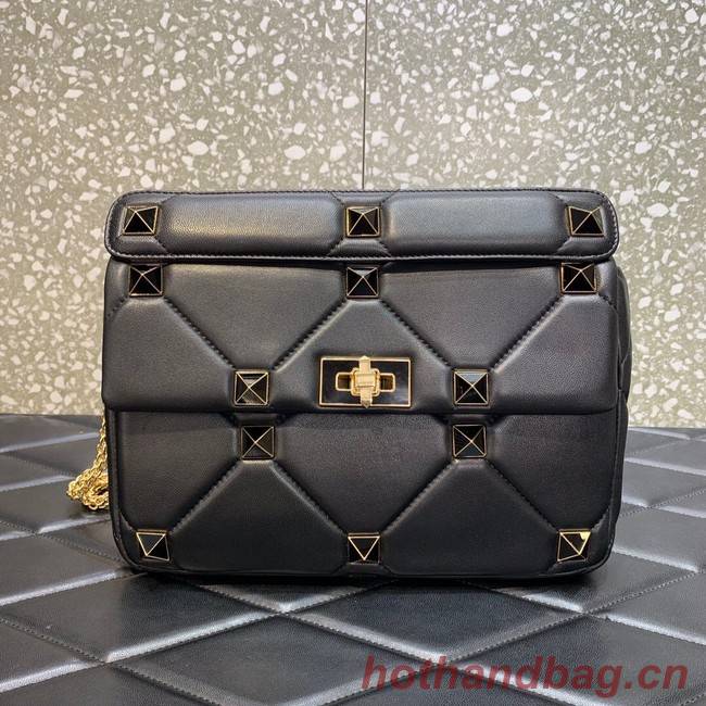 VALENTINO GARAVANI Roman Stud 1169L black