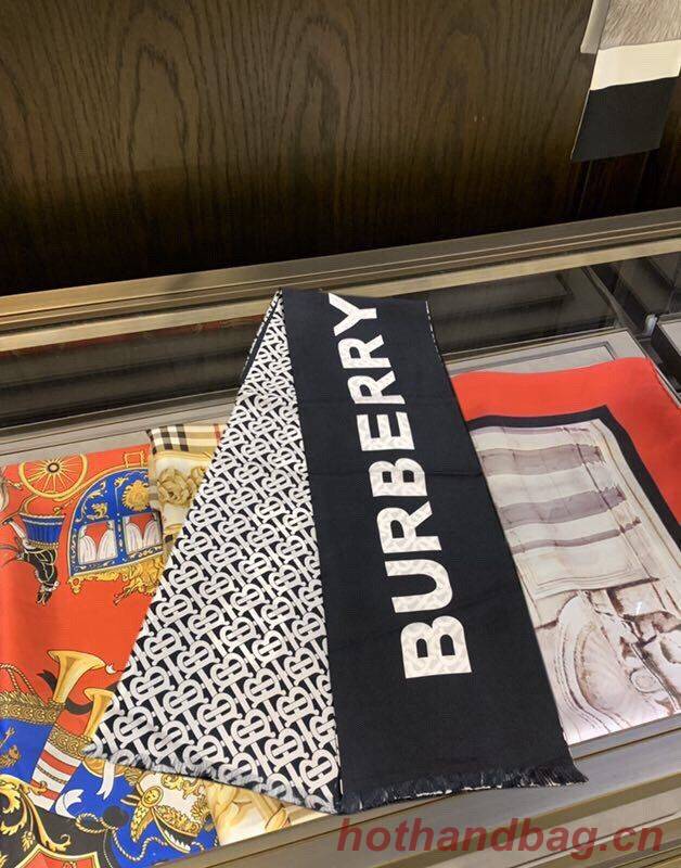 Burberry Scarf BBS00001