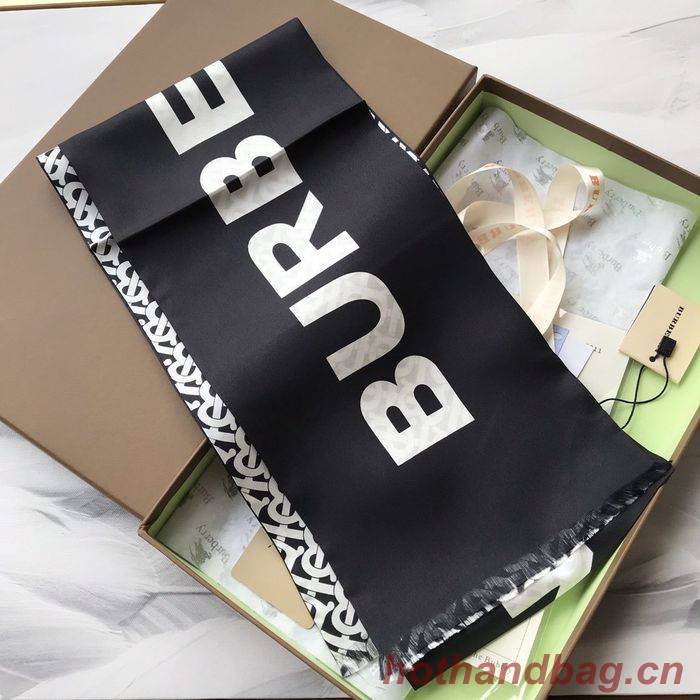 Burberry Scarf BBS00001