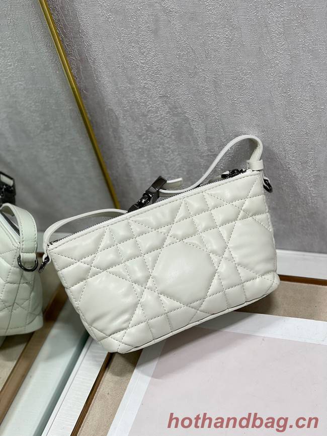 DIOR leather Shoulder Bags S5553 white