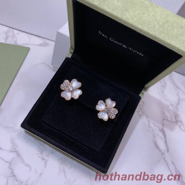 Van Cleef & Arpels Earrings CE8389