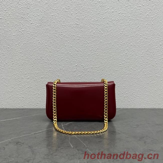 Celine CHAIN SHOULDER BAG TRIOMPHE IN SHINY CALFSKIN 197993 CARMIN