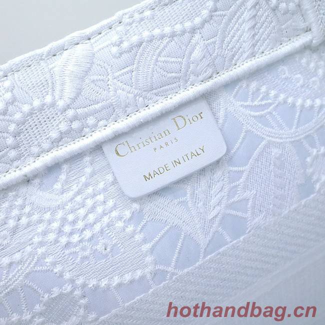 SMALL DIOR BOOK TOTE Embroidery C1287-34 white