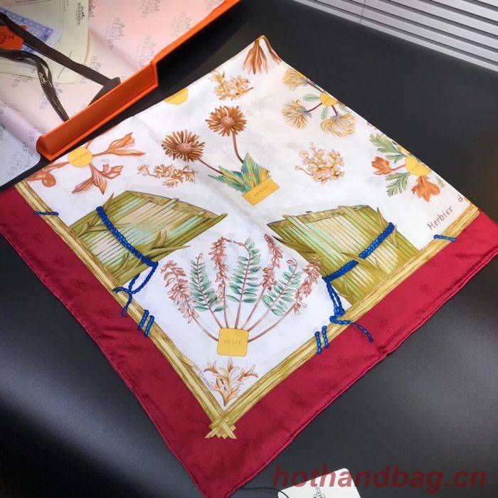 Hermes Scarf HMS00154