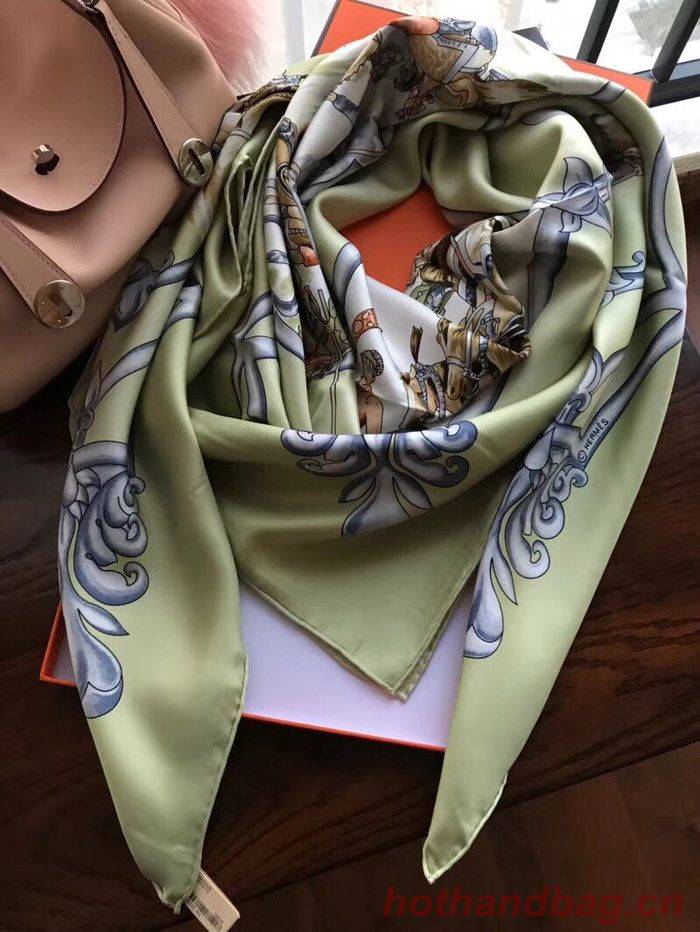 Hermes Scarf HMS00172