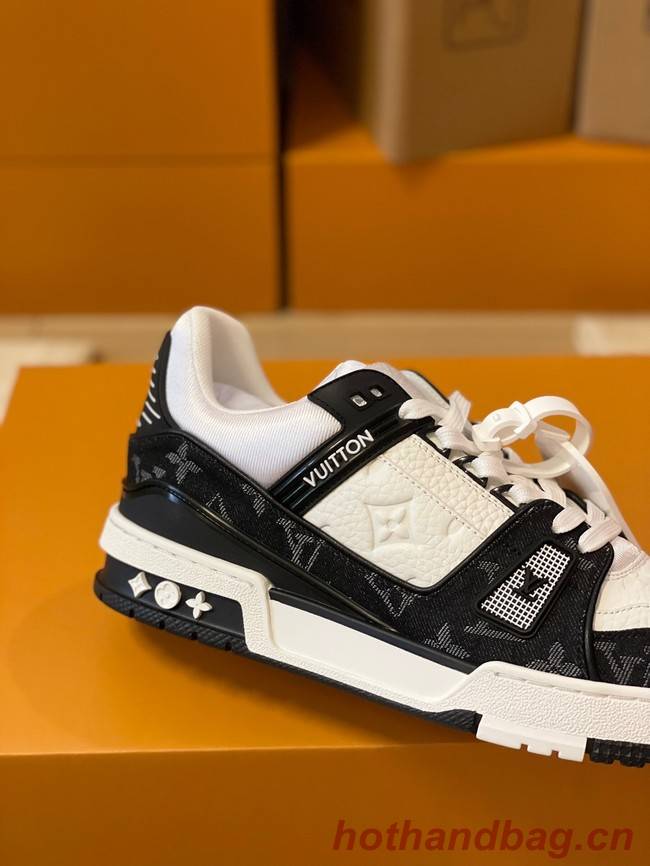 Louis Vuitton Couple sneakers 91109-3