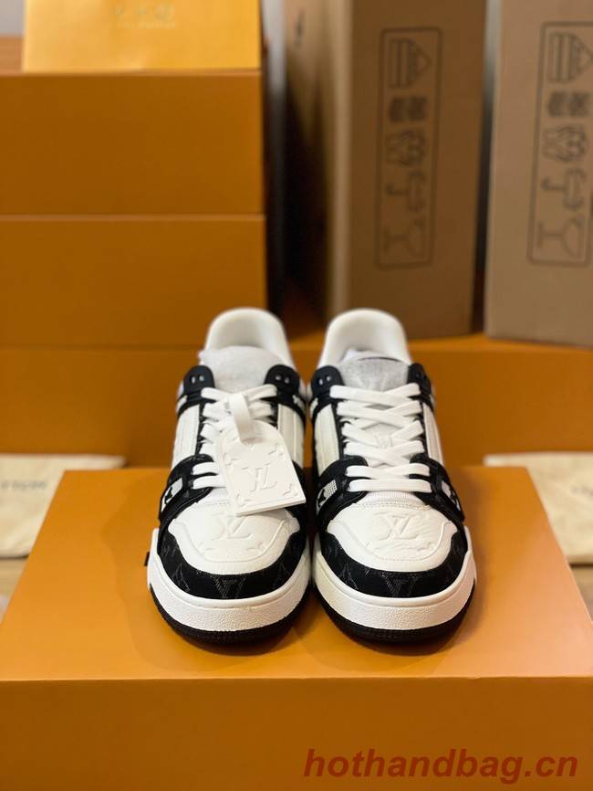 Louis Vuitton Couple sneakers 91109-3