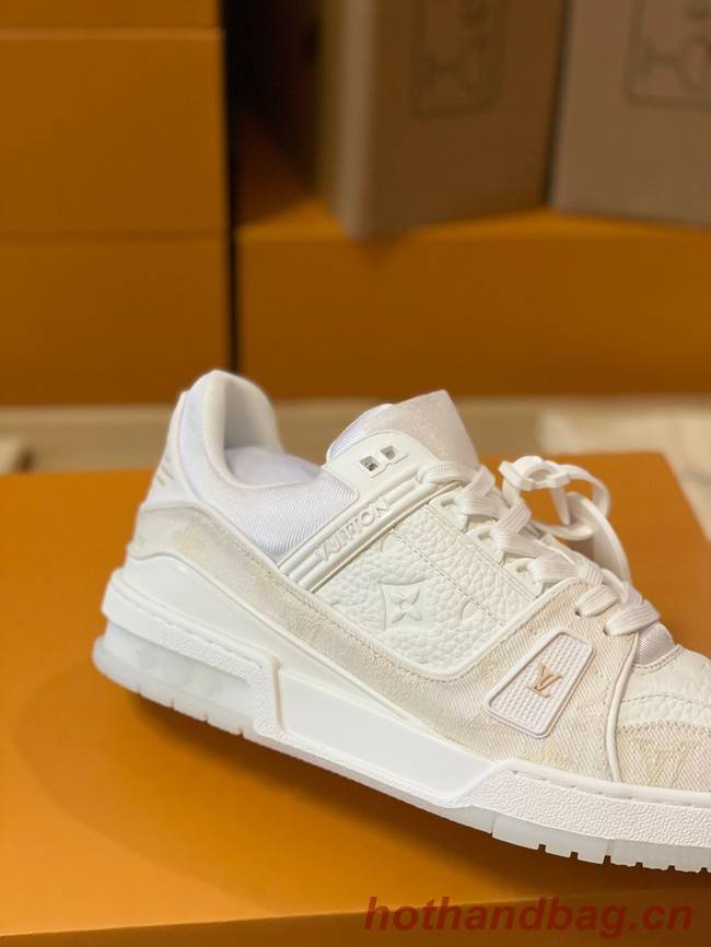 Louis Vuitton Couple sneakers 91109-4