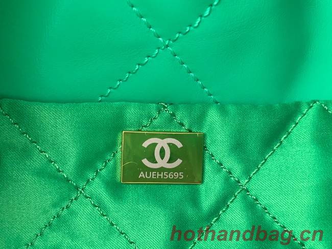 CHANEL 22 HANDBAG Shiny Calfskin & Gold-Tone Metal AS3262 green