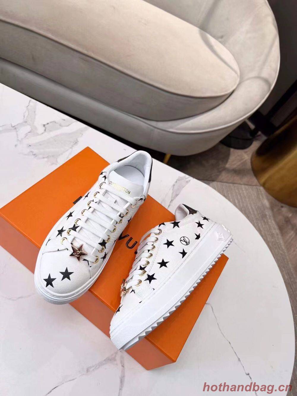 Louis Vuitton Shoes LV23053 White