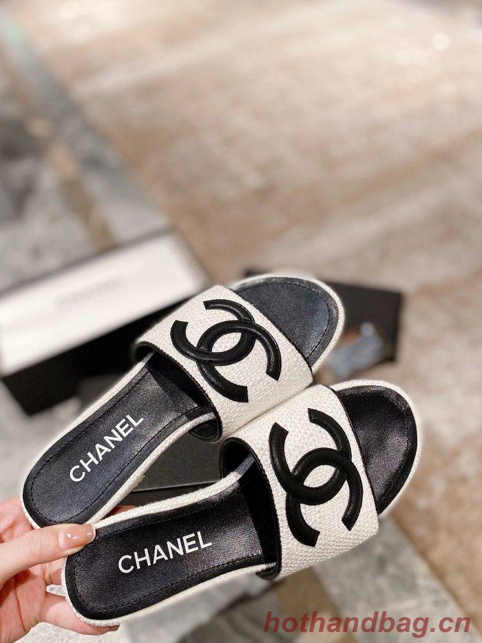 Chanel Shoes CHS00207 Heel 2CM