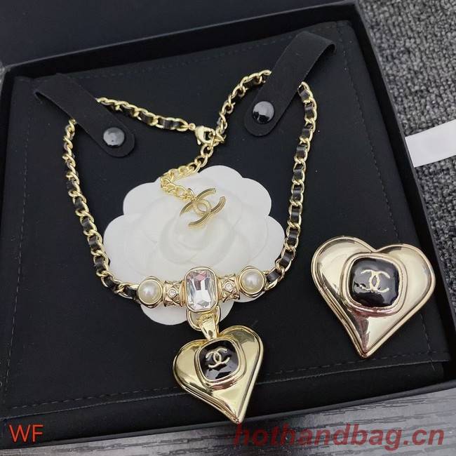 Chanel Necklace CE8559