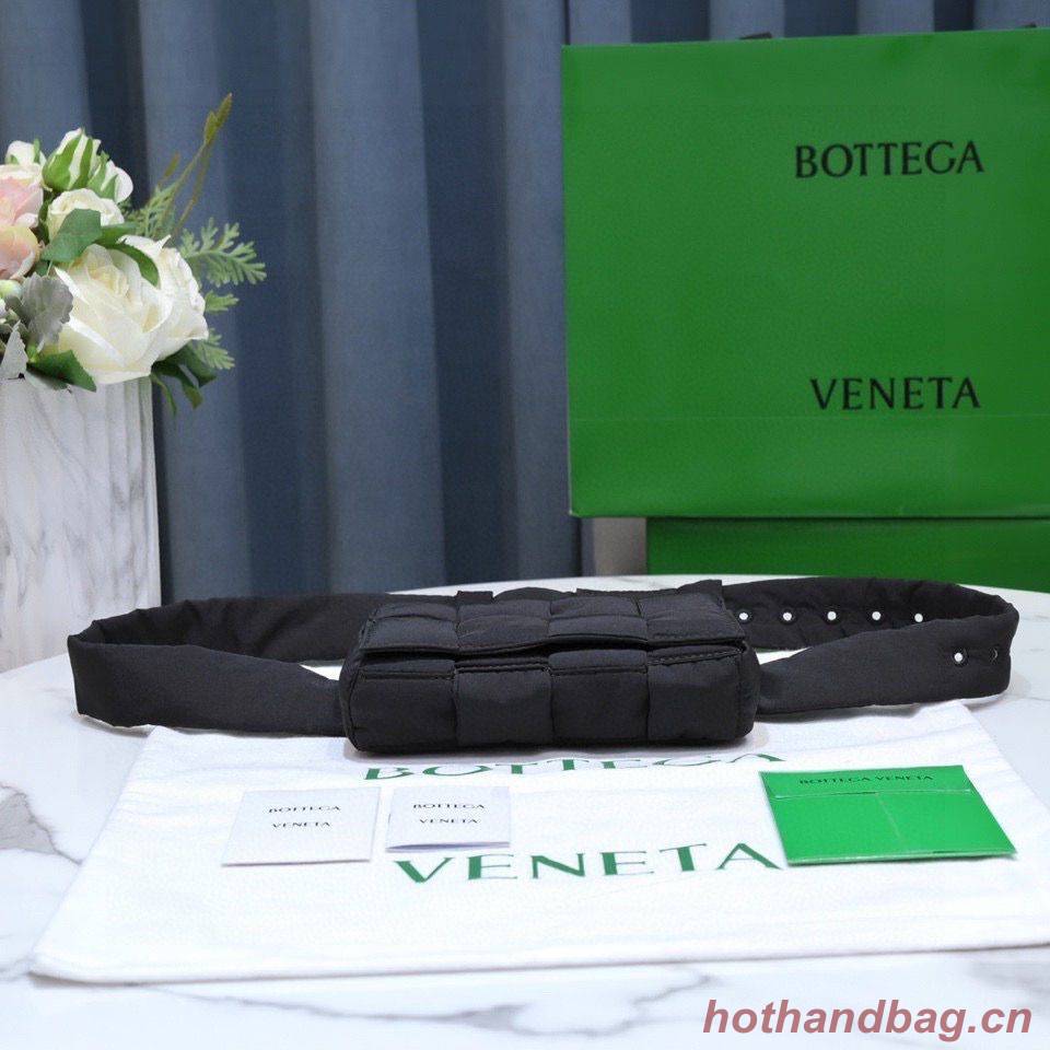 Bottega Veneta CASSETTE Mini Nylon belt bag 8952 Black