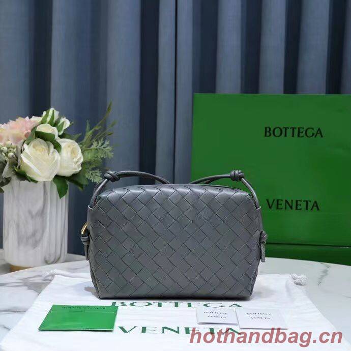 Bottega Veneta Small intrecciato leather cross-body bag 680255 Gray