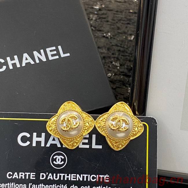 Chanel Earrings CE8619