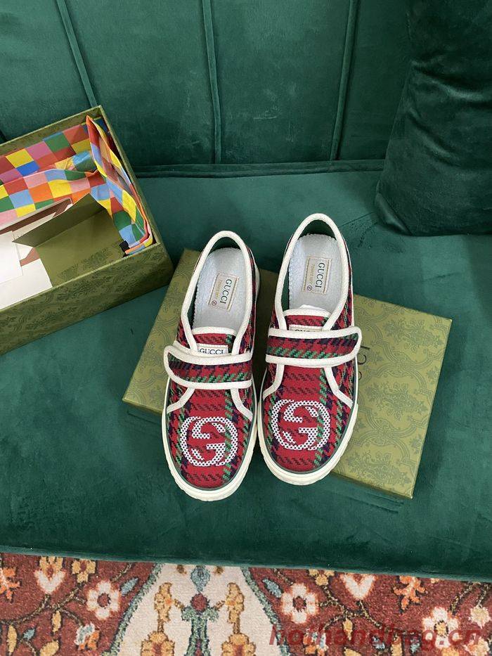 Gucci Couple Shoes GUS00339