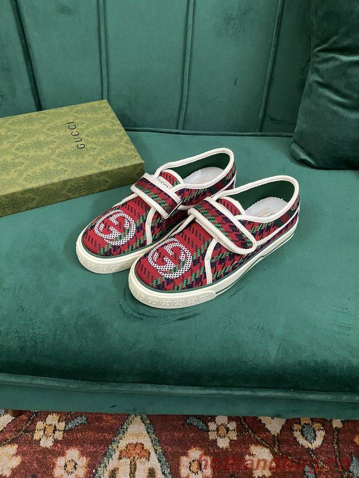 Gucci Couple Shoes GUS00339