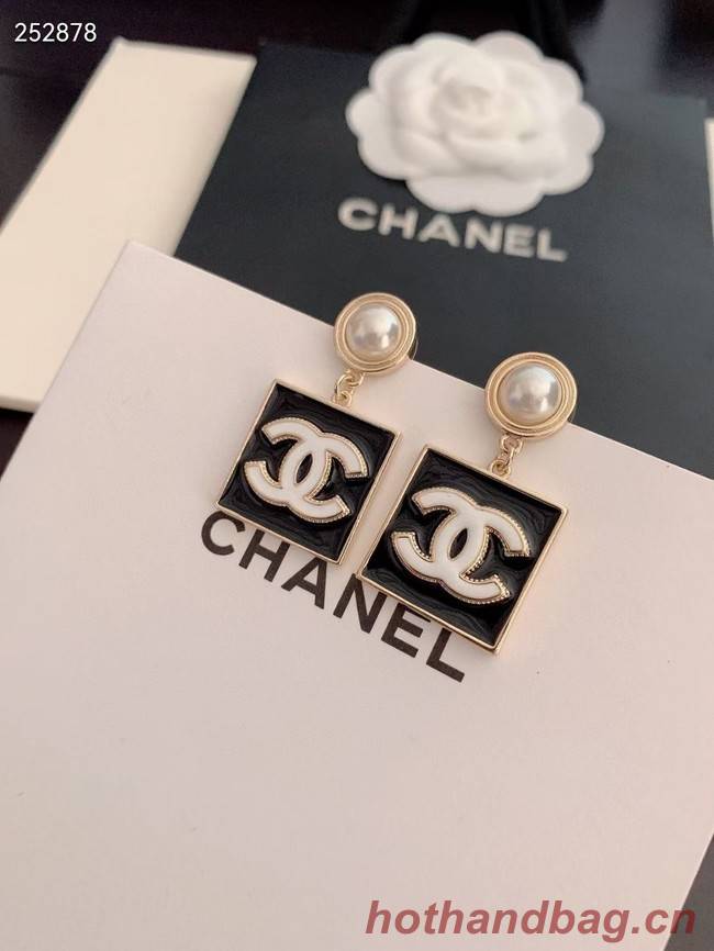 Chanel  Earrings CE8671