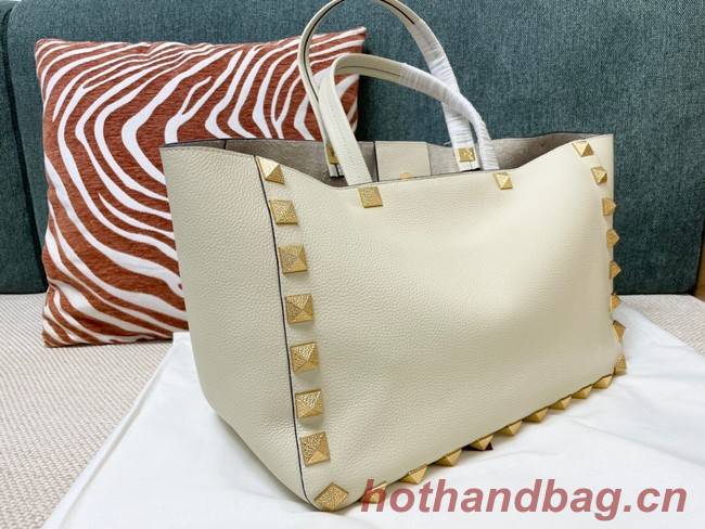 VALENTINO GARAVANI Loco Calf leather bag 0066 white