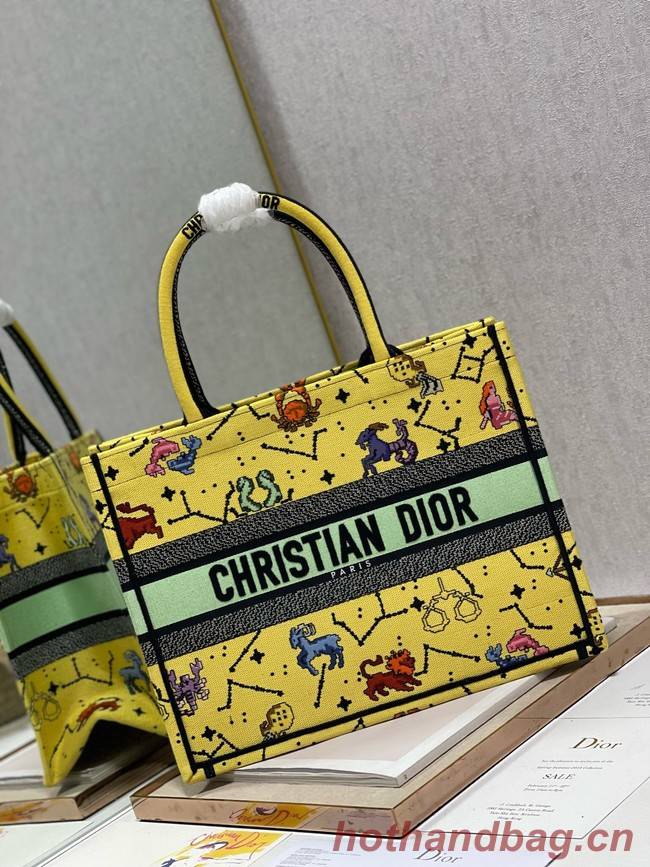 MEDIUM DIOR BOOK TOTE Embroidery M1296ZRUV-5