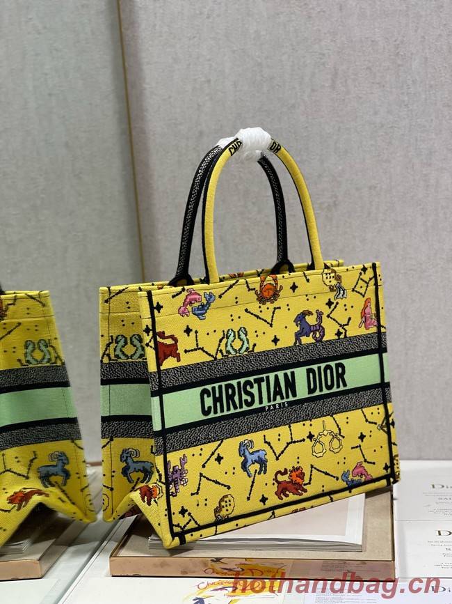 MEDIUM DIOR BOOK TOTE Embroidery M1296ZRUV-5