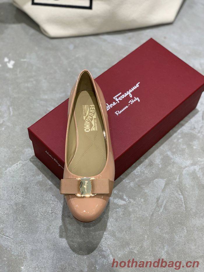 Ferragamo Shoes FMS00030