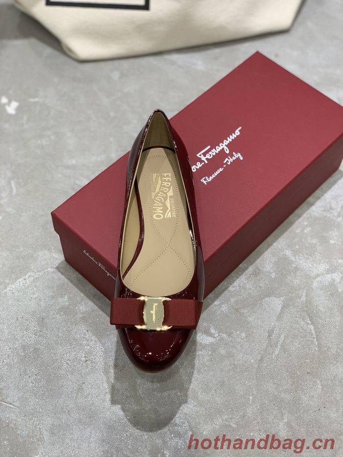 Ferragamo Shoes FMS00036