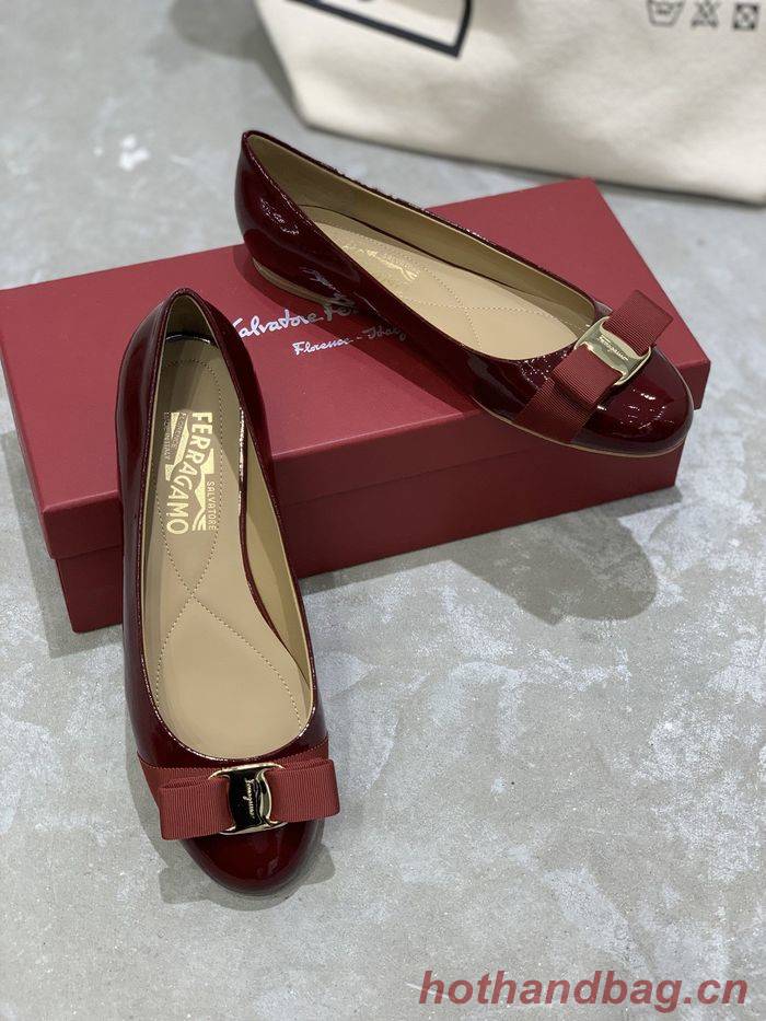 Ferragamo Shoes FMS00036